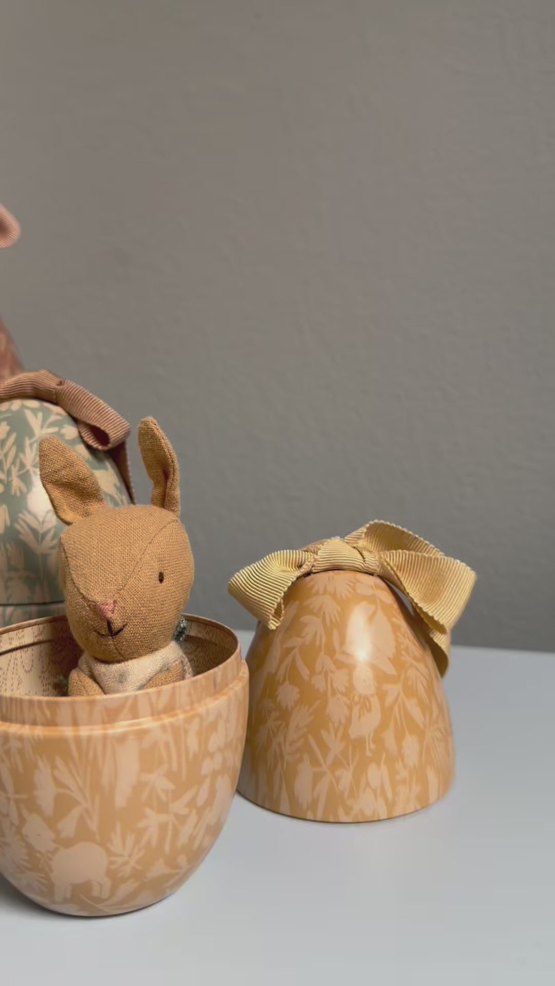 Maileg Metal Easter Egg, Small - Yellow