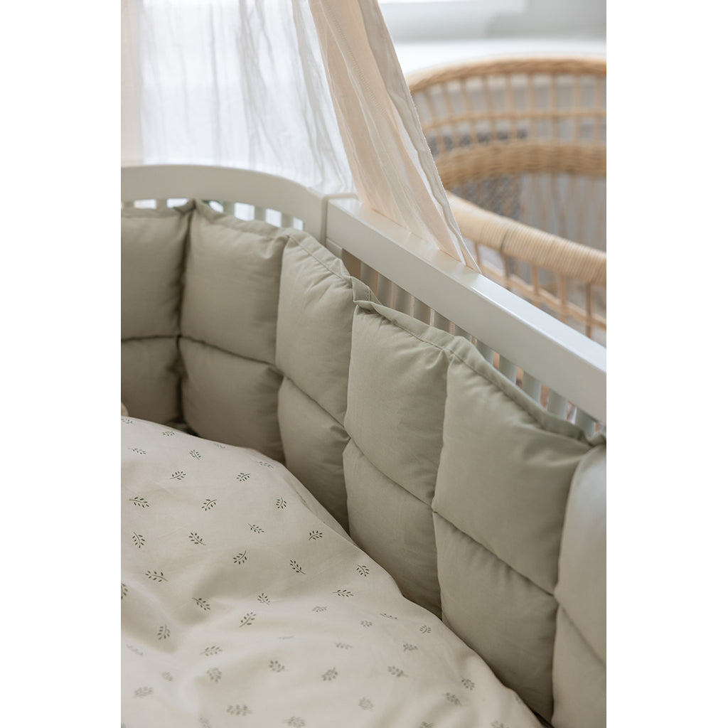 Sebra Bed Bumper, Kapok – Mist Green