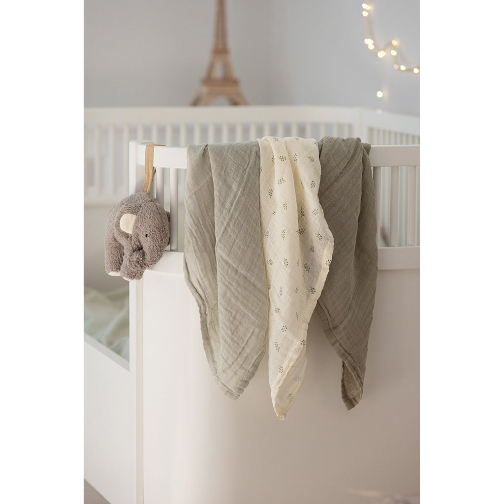 Sebra Muslin Cloths, Set of 3 – Sophora Leaves, Mist Green