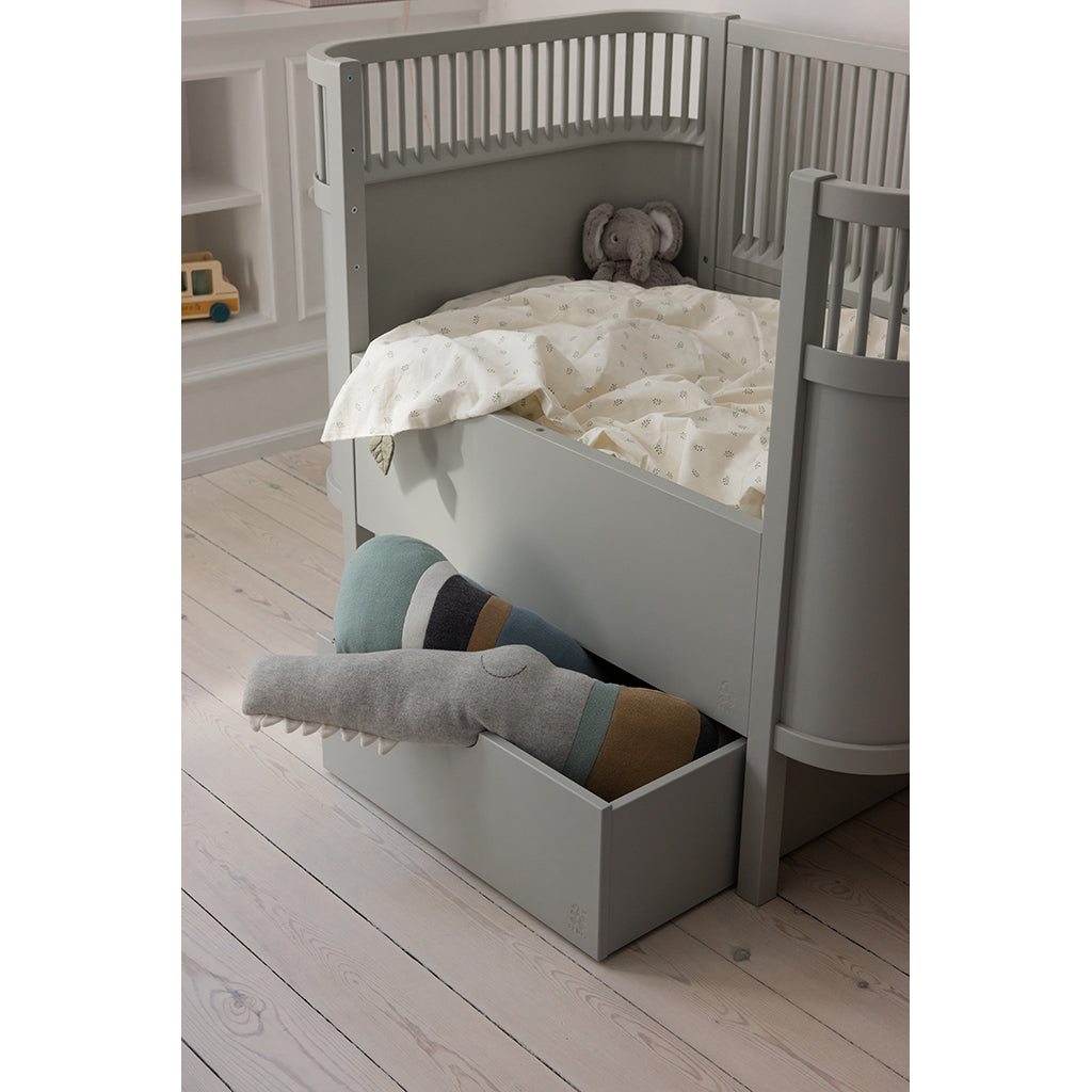 Sebra Knitted Pillow, Sleepy Croc - Dusty Blue Mix