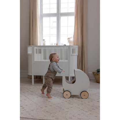 Sebra Wooden Doll Pram, White
