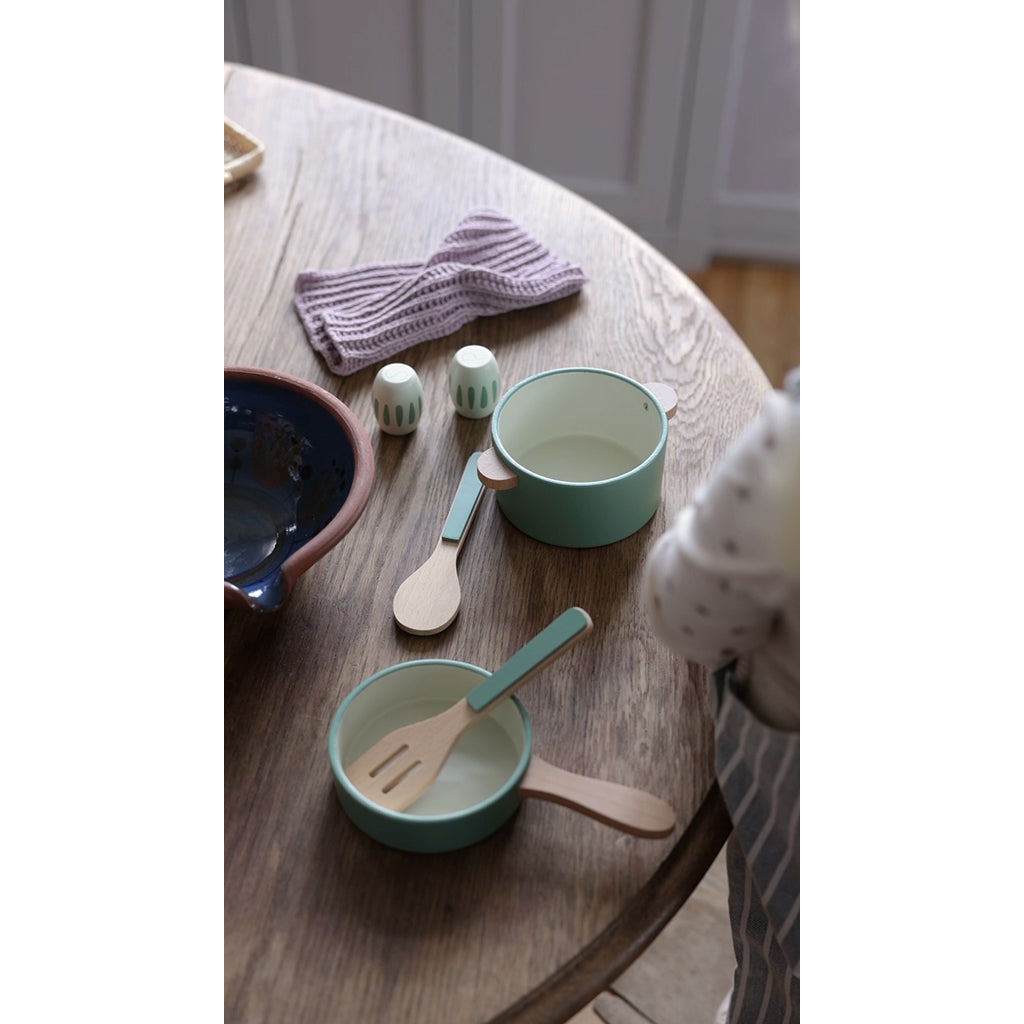 Sebra Wooden Kitchenware, Pot and Pan Set