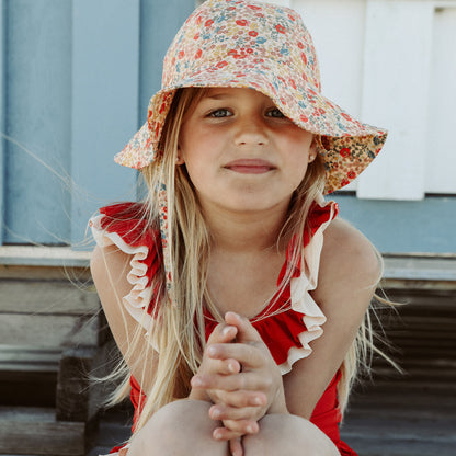 Konges Sløjd UV Swimsuit, Cerise Barbados cherry – Sizes 92–134 cm