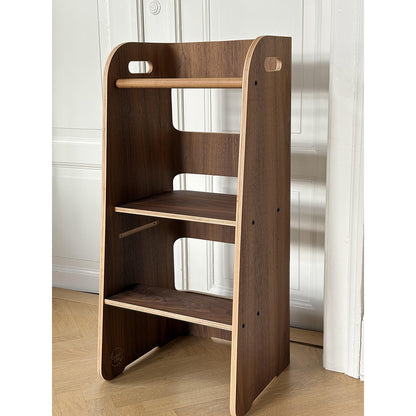 Curve-Lab, Læringstårn, Birk m. overflade af valnøddetræ