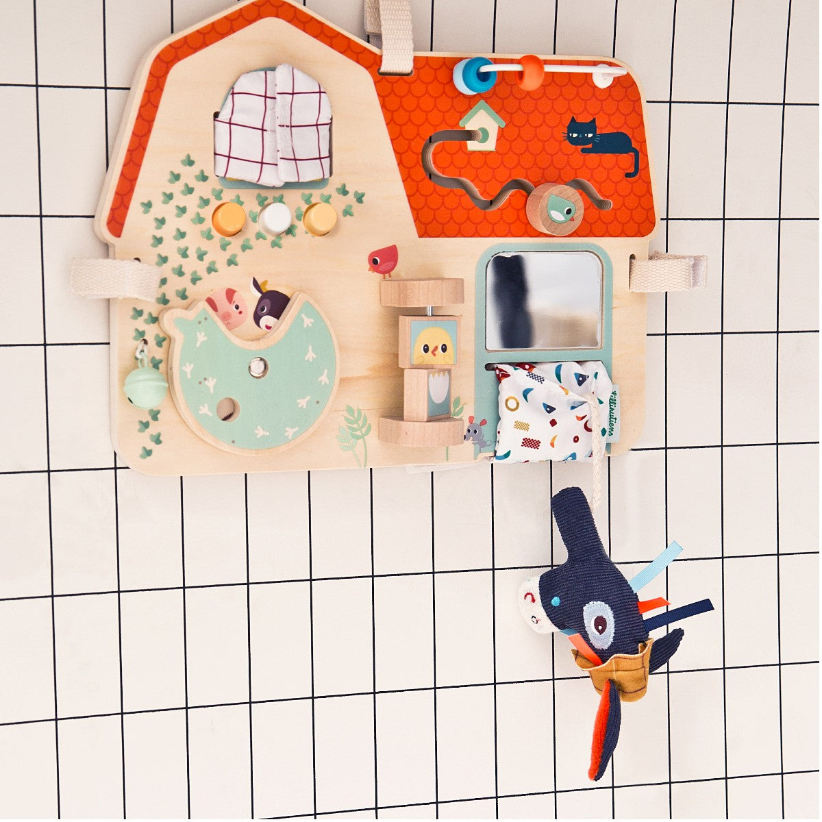 Lilliputiens Wooden Activity Panel, Farmyard