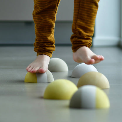 bObles Tumbling Stones, Set of 6 - Honey