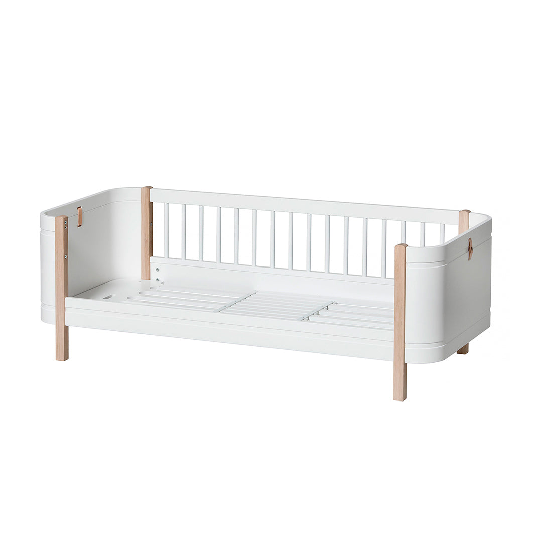 Oliver Furniture, Wood Mini+ Junior Bed - White/Oak
