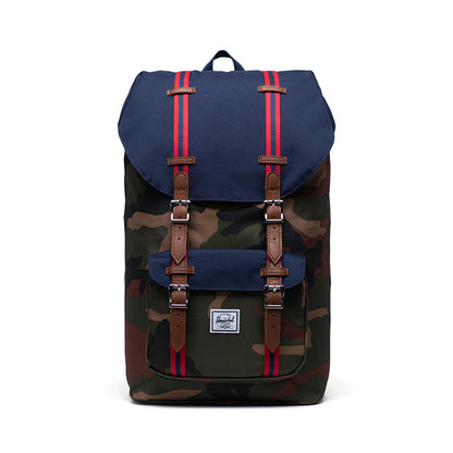 Herschel Little America rygsæk i camouflage, mørkeblå og tanfarvet design