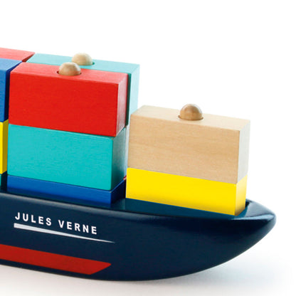 Vilac containerskib i træ - City. front af skibet