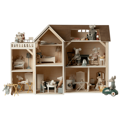 Maileg Mouse Hole Dollhouse - Farmhouse Mouse Hole