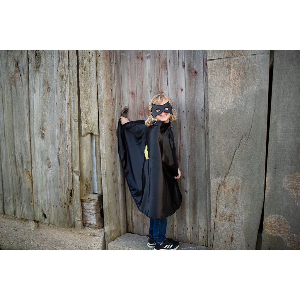 Great Pretenders Costume, Reversible Cape and Mask, Spiderman/Batman - Size 4-6 Years