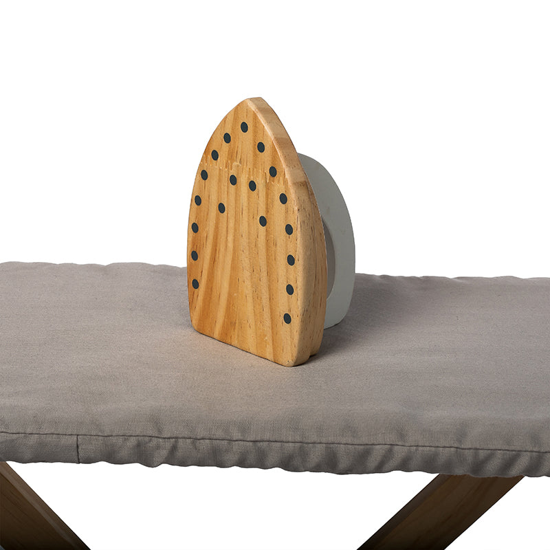 MaMaMeMo Ironing Board and Iron