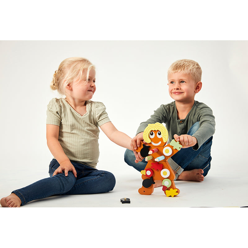 Mamamemo Wooden Play Food, Cake Lady