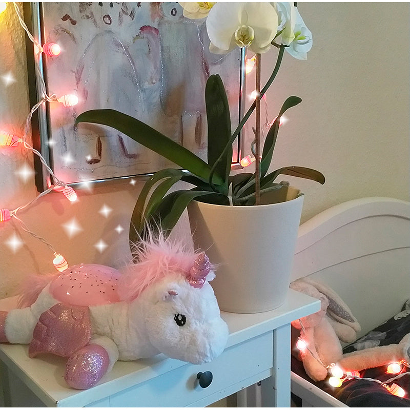 Cloud B Night Lamp with Starry Sky Projection, Unicorn