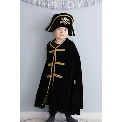Den Goda Fen Costume, Pirate Hat and Cape - Ages 3-8 Years