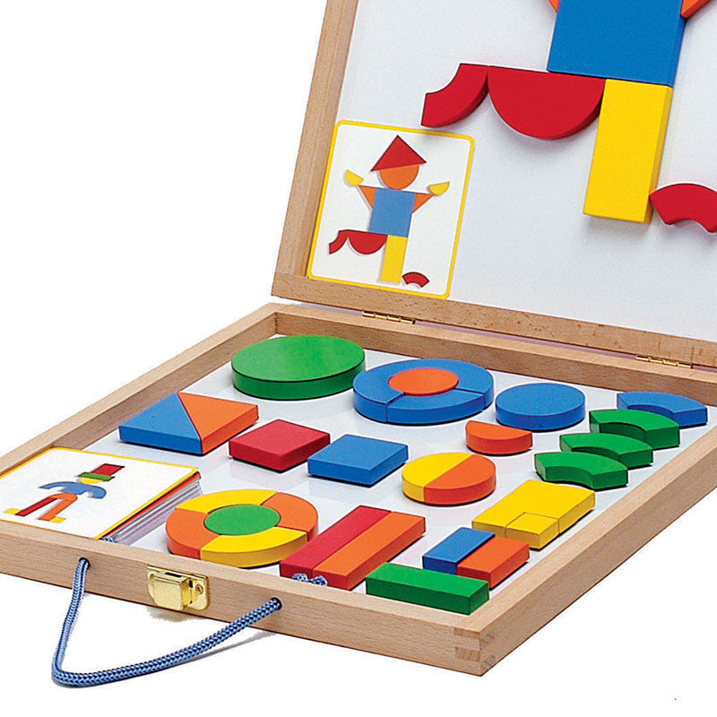 Djeco kuffert med geometriske figurer og magneter