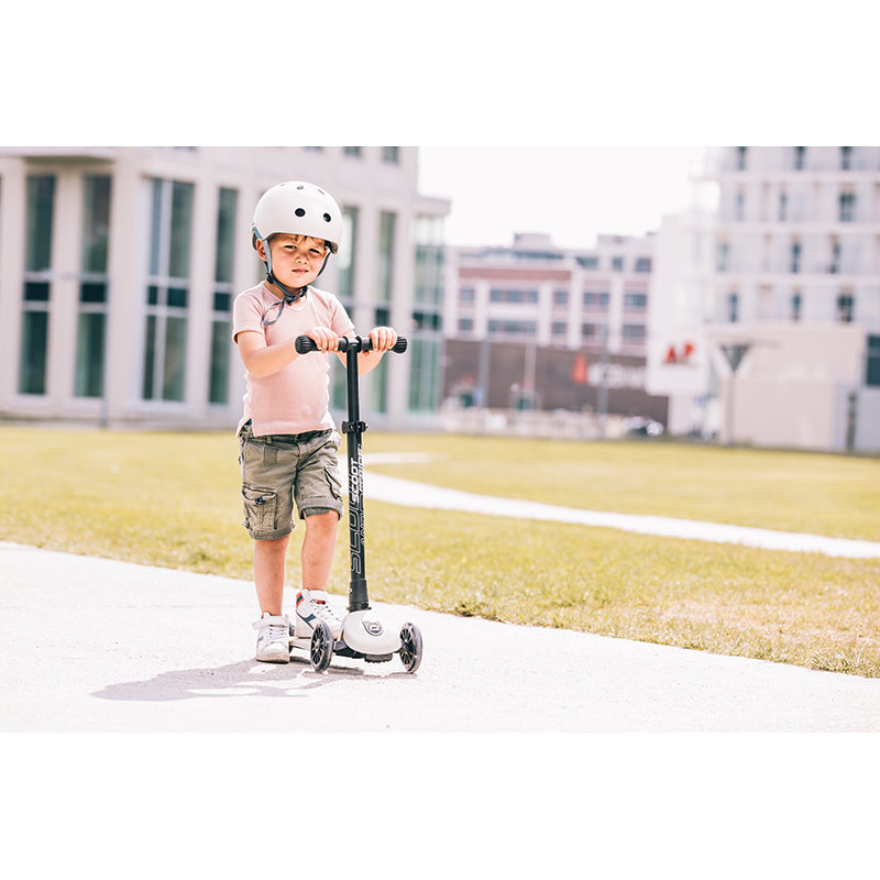 Scoot and Ride Highway Kick 3, Scooter - LED Ash