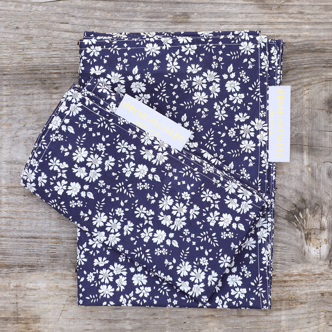 Lirum Larum Leg Mini, Liberty Junior Bedding - Alexander