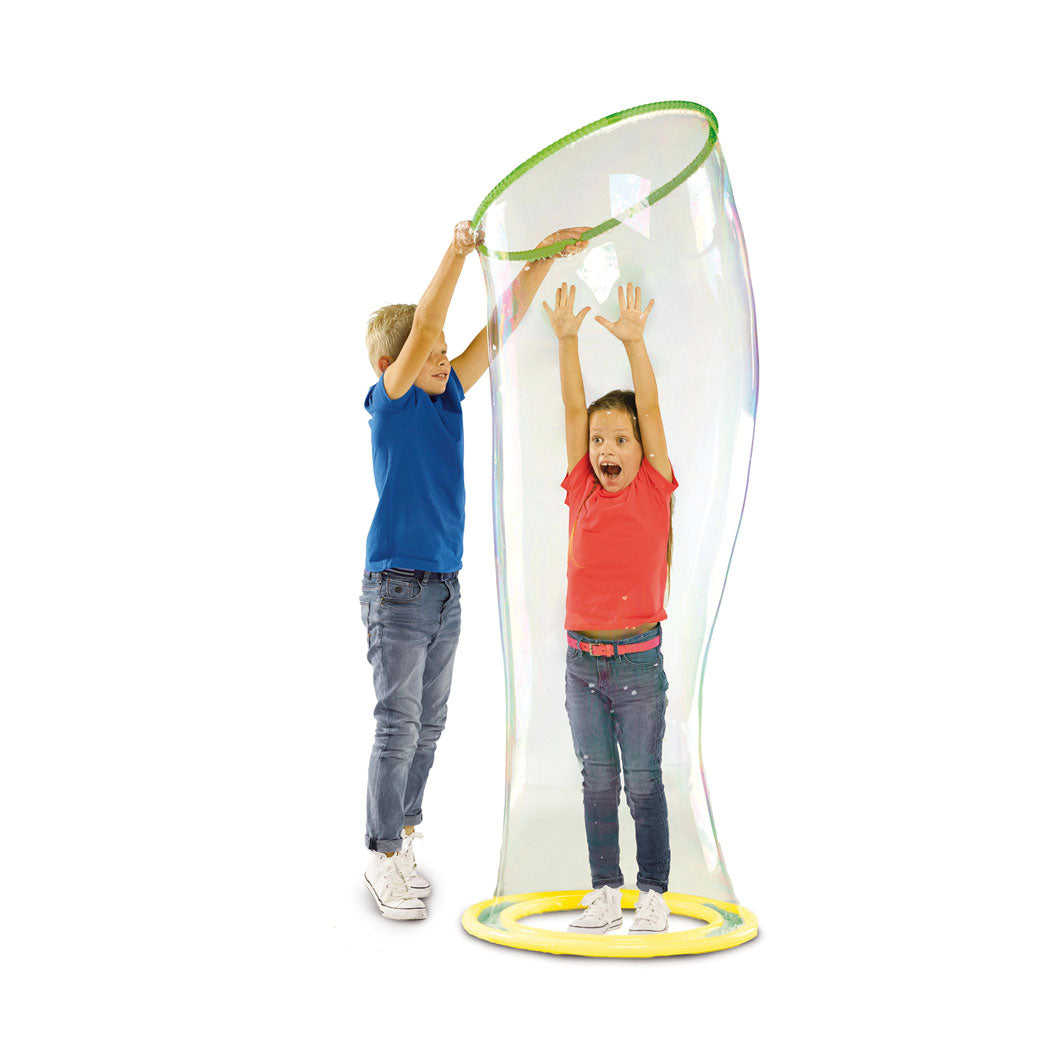SES Creative Mega Bubble – step inside a giant soap bubble!