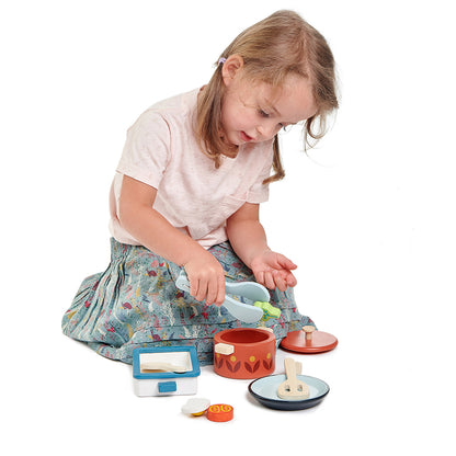 Tender Leaf, Wooden Play Food – Pots &amp; Pans