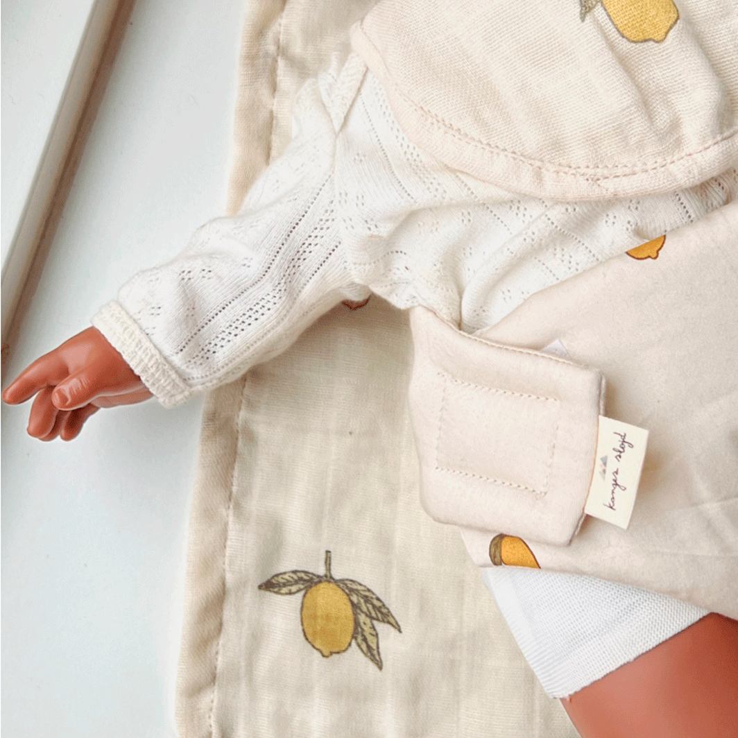 Konges Sløjd Doll Accessories, Diaper, Blanket, and Bib - Lemon