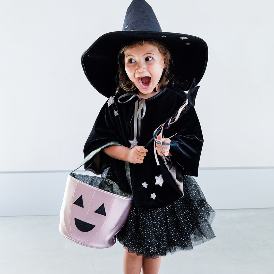 Mimi &amp; Lula, Gertrude Witch Halloween Cape – Black