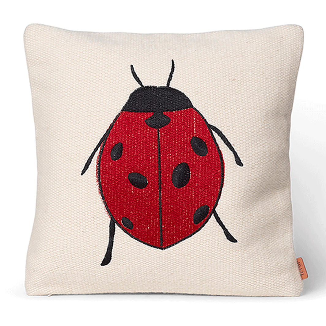 ferm Living pude, broderet - Mariehøne