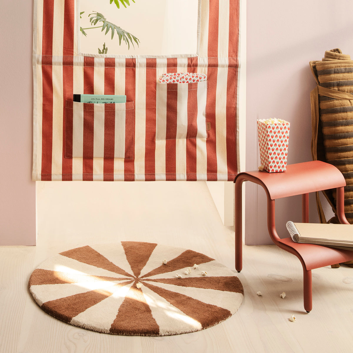 ferm Living Arch Small Round Rug – Dark Brick/Off-White