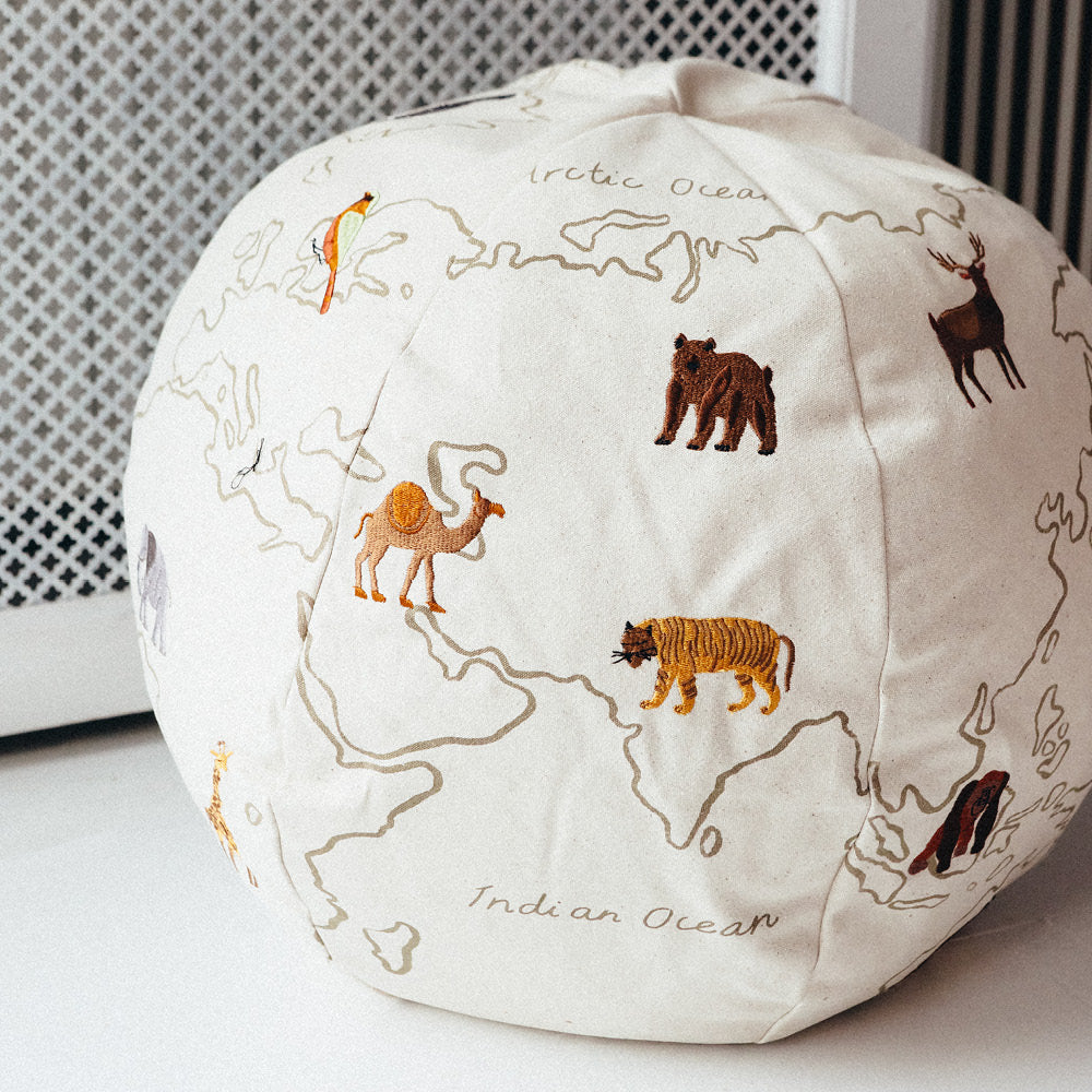 ferm Living pouf, World – Off-White